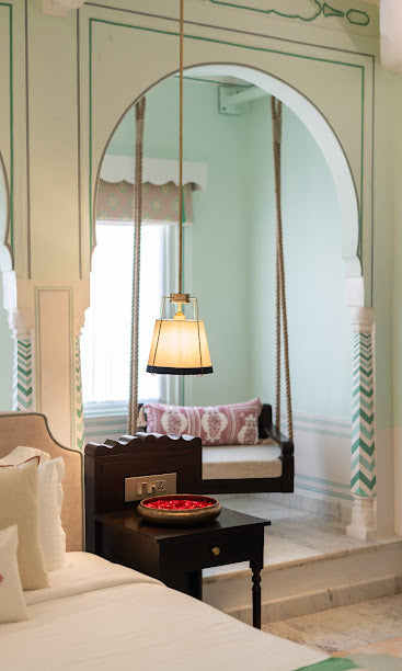 The Rise of the Luxury Boutique Hotel Traveler in Jaipur: How New Havelis are Changing the Scene