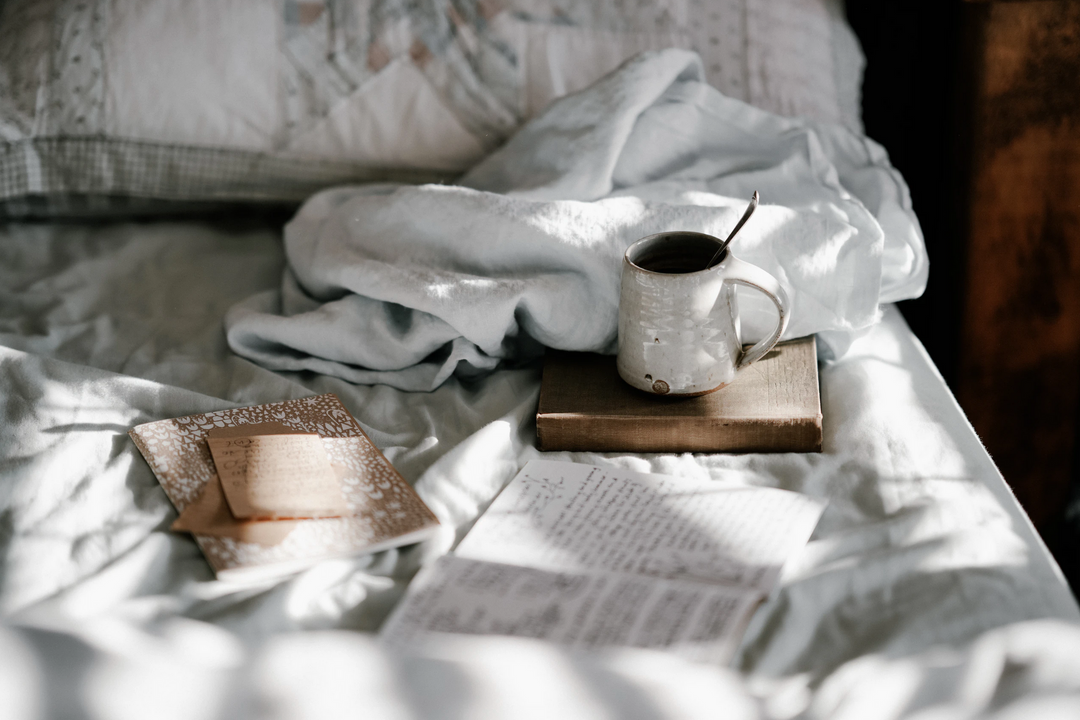 Winter book recommendations to escape into... - Dilli Grey