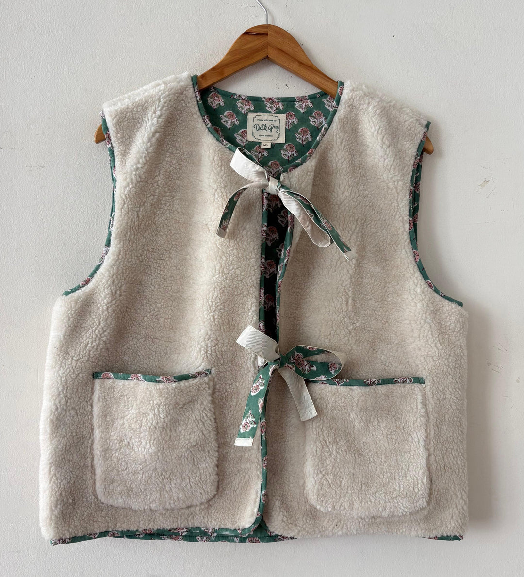 Abby Teddy Gilet in Tulsi Green Butta