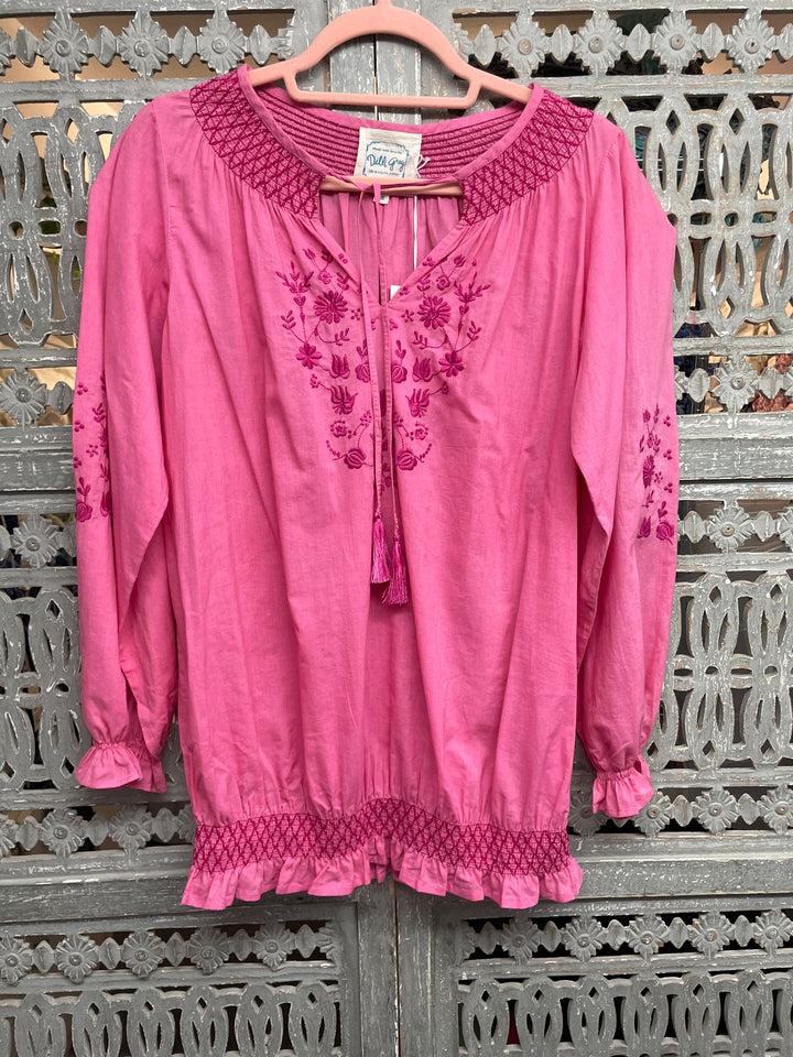 Sample 106 NO RETURNS - pink embroidered smocked detail top size 10