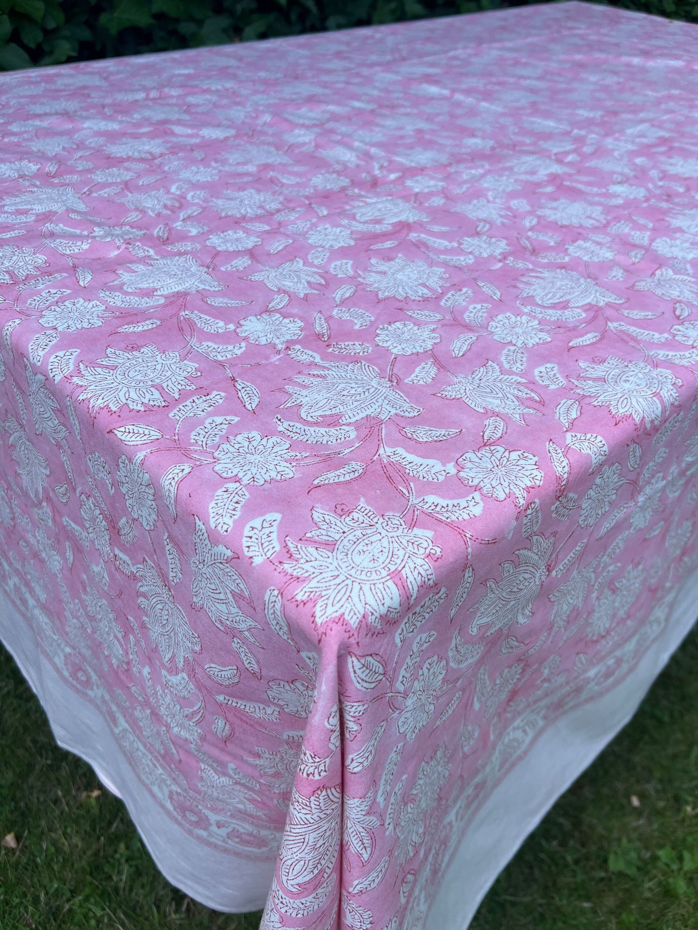 Champaca Print Tablecloth in Rani Pink