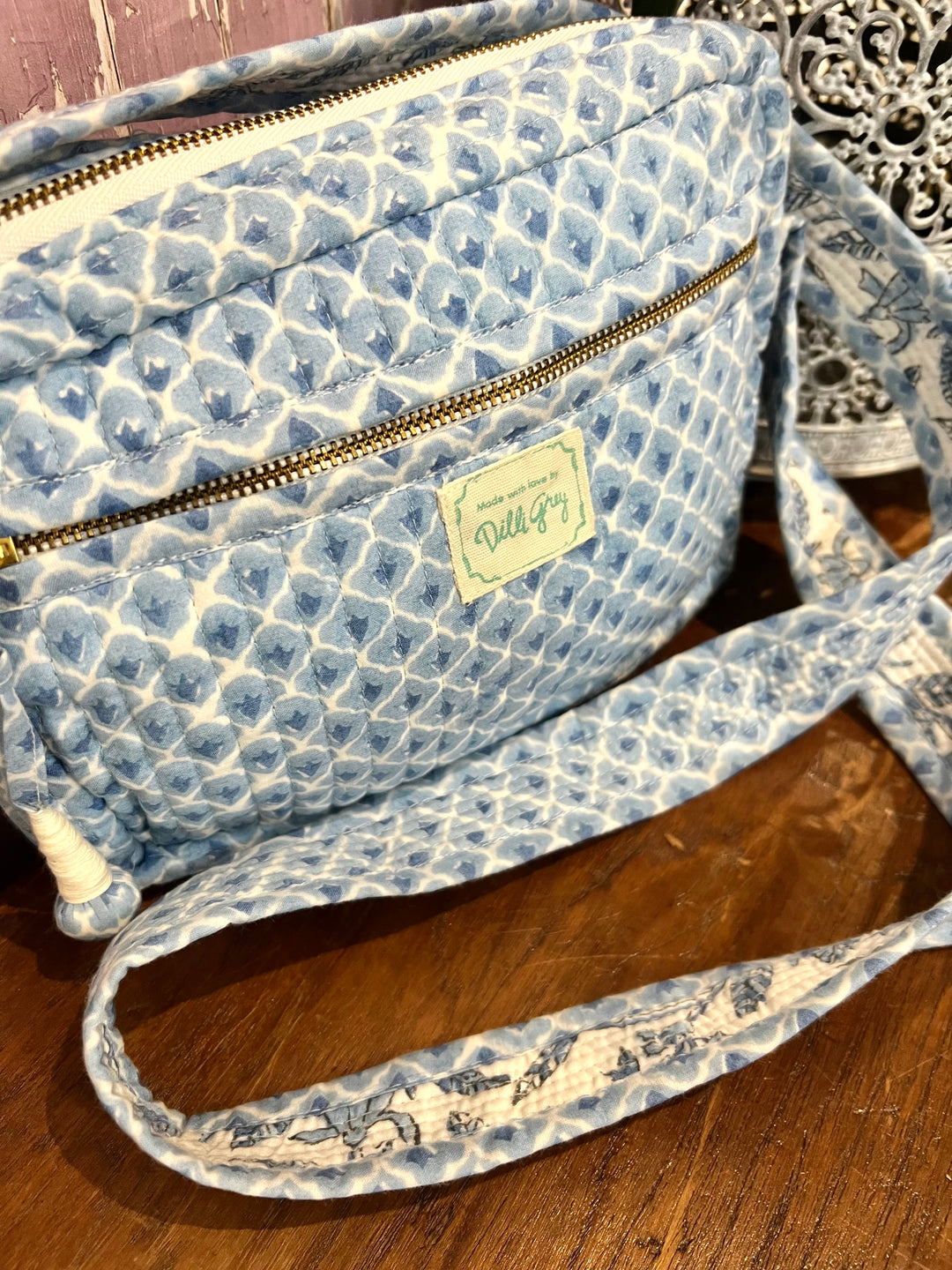New cross body bag in blue mini buta