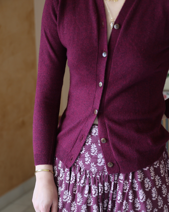 Wool Cashmere Skinny Knit Cardigan in Burgundy Marl