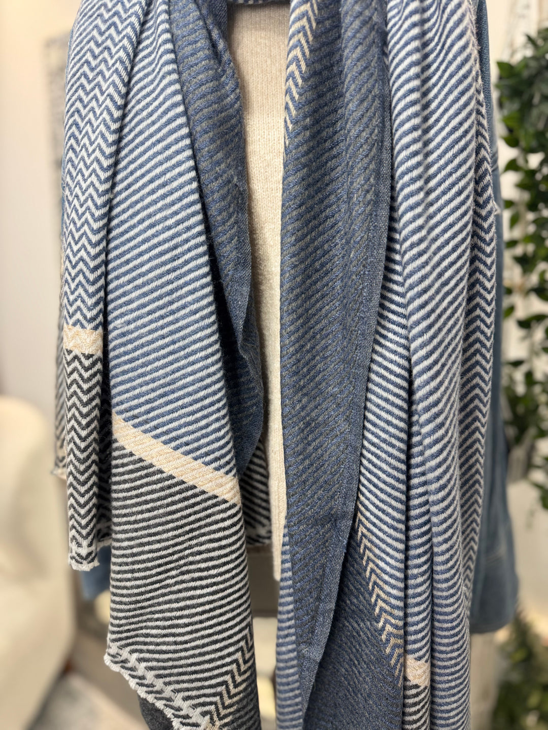 Cashmere hand-loom blanket scarf in denim blues