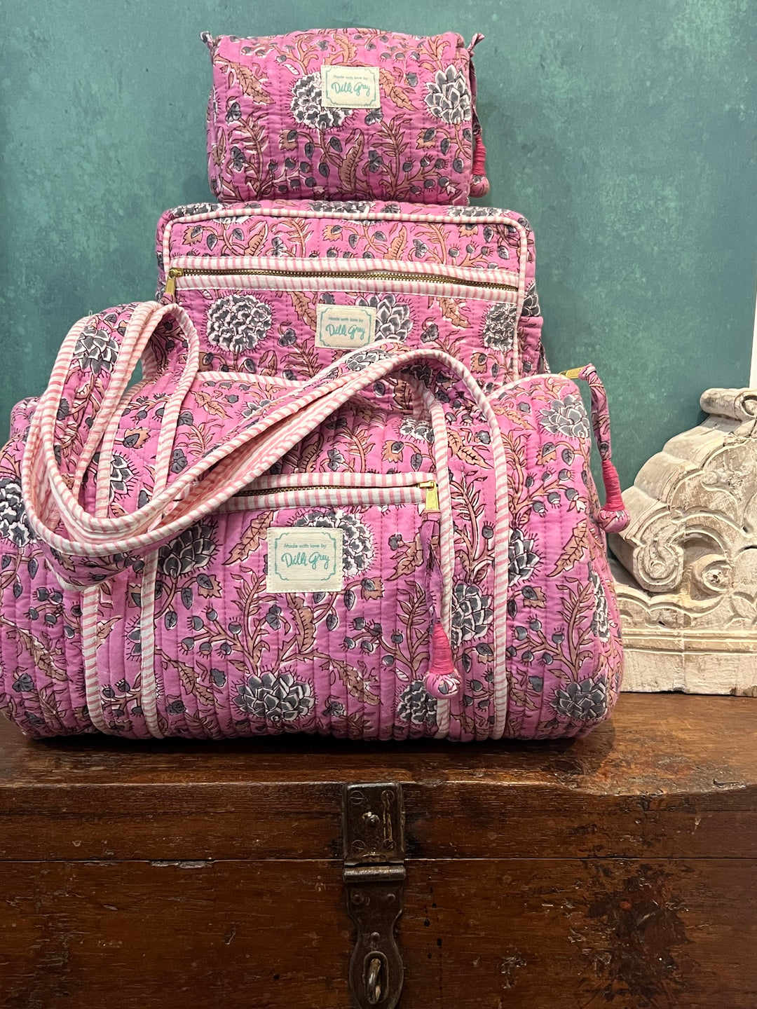 Eyemask and Scrunchie Pouch Set in Lavender and Blue Johari