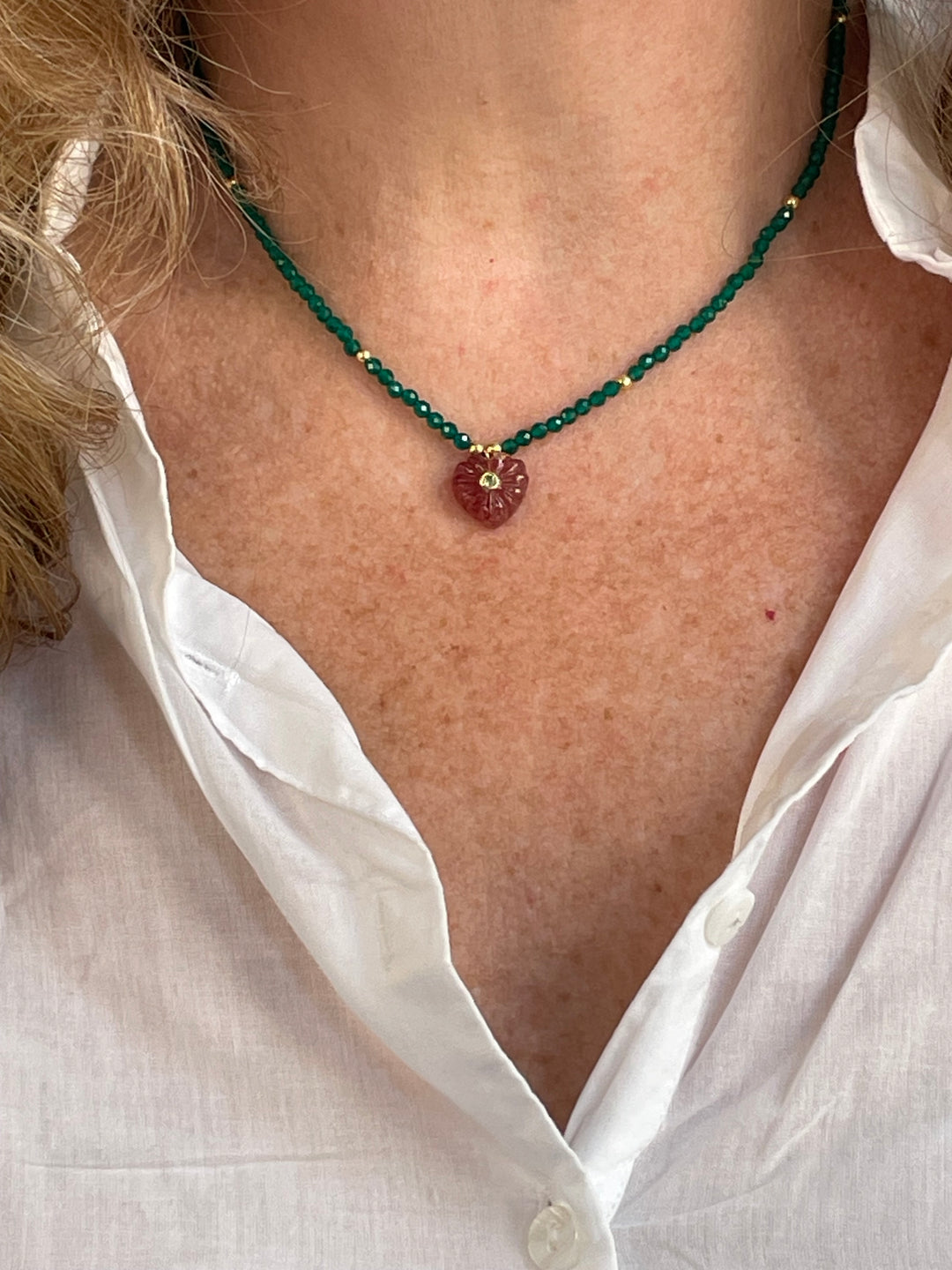 Jaipur Carved Heart in Green Onyx & Strawberry Quartz