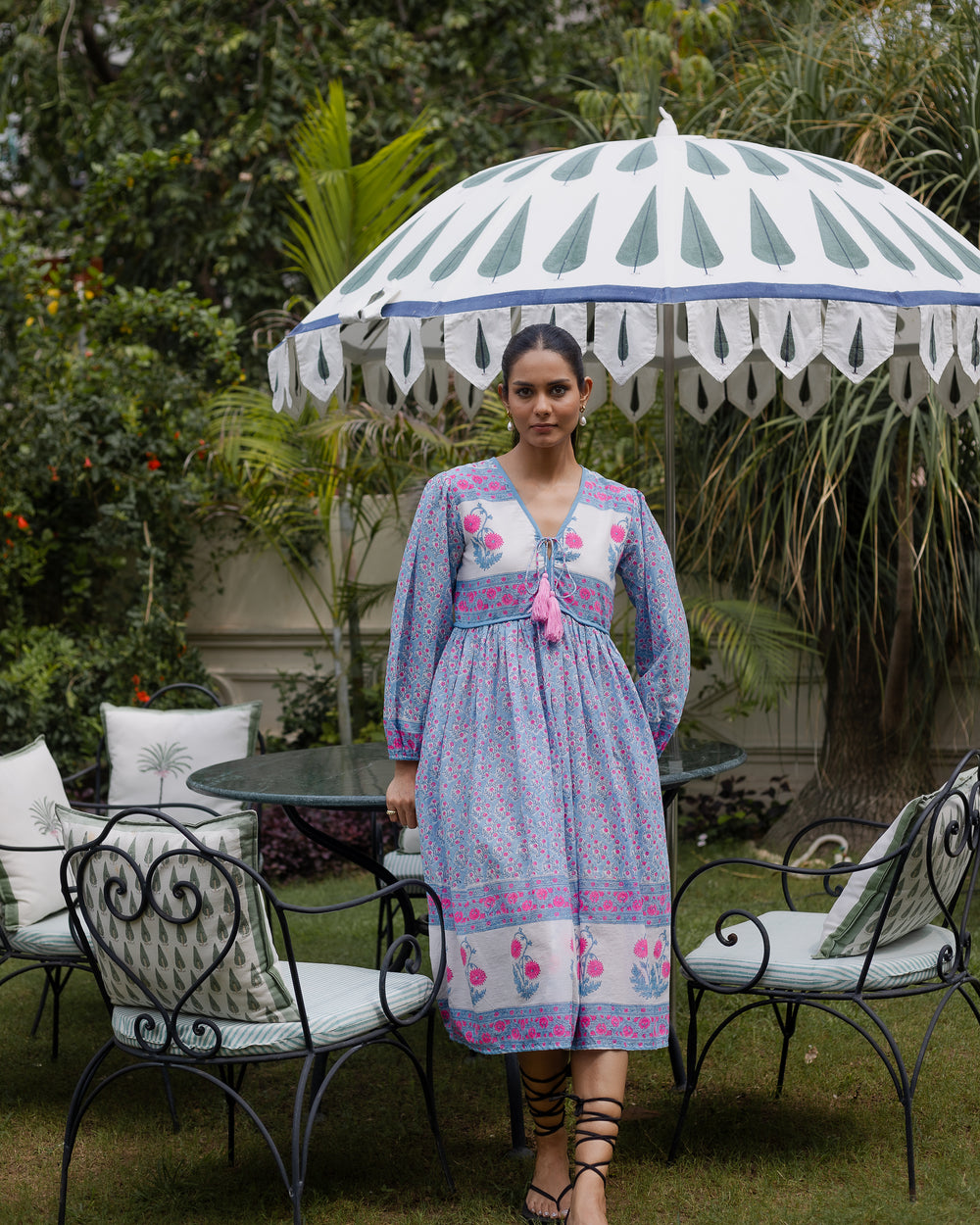 Jackie midi dress in dusty blue - Dilli Grey