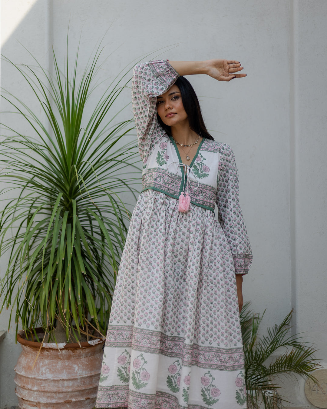 Jackie midi dress in white and sage - Dilli Grey