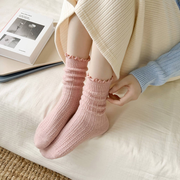 Ruffle Socks in dusty blue