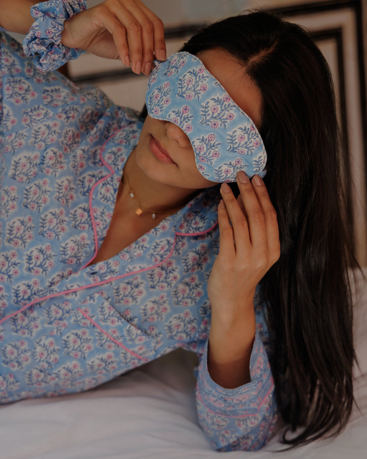 Eyemask and Scrunchie Pouch Set in Dusty Blue and Lavender