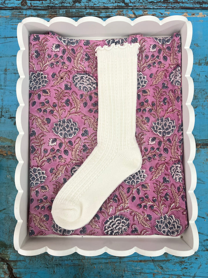 Ruffle Socks in soft ivory