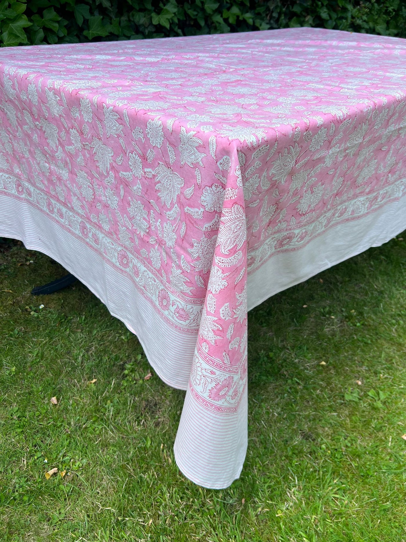 Champaca Print Tablecloth in Rani Pink