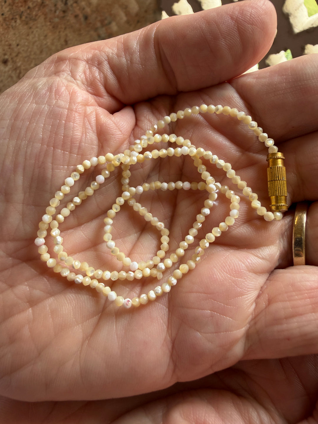 Jaipur Gem Choker in Mother of Pearl  - SHIPS 9TH SEPTEMBER