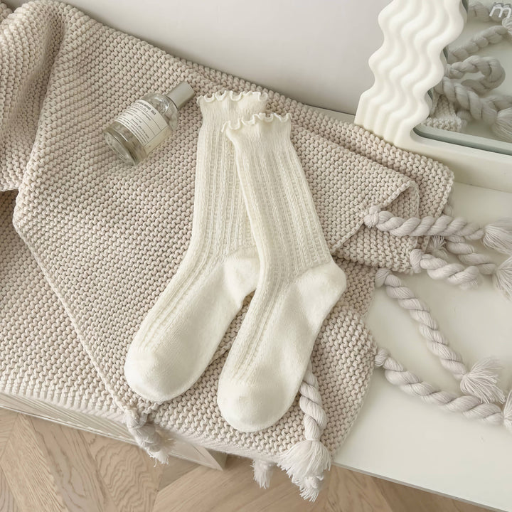 Ruffle Socks in Jaipur pink