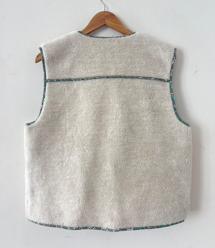Abby Teddy Gilet in Sage Green Butta