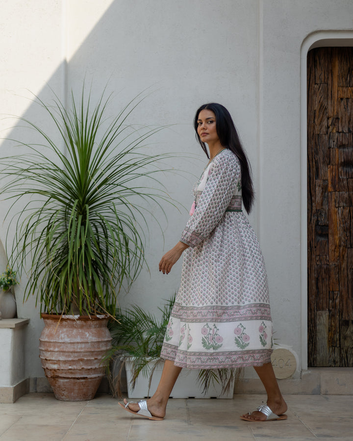 Jackie midi dress in white and sage - Dilli Grey