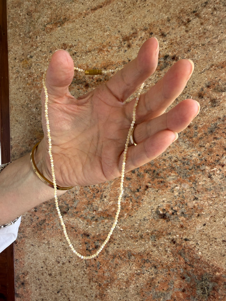 Jaipur Gem Choker in Mother of Pearl  - SHIPS 9TH SEPTEMBER