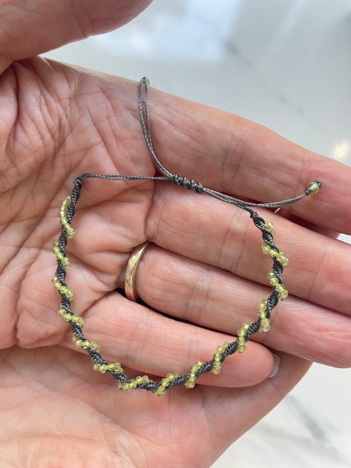 Jaipur Plaited Gem Bracelet in Peridot