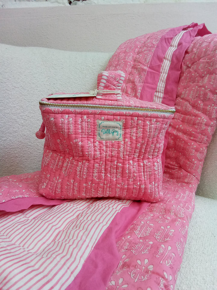 Phool Bloom mini quilt in Pink