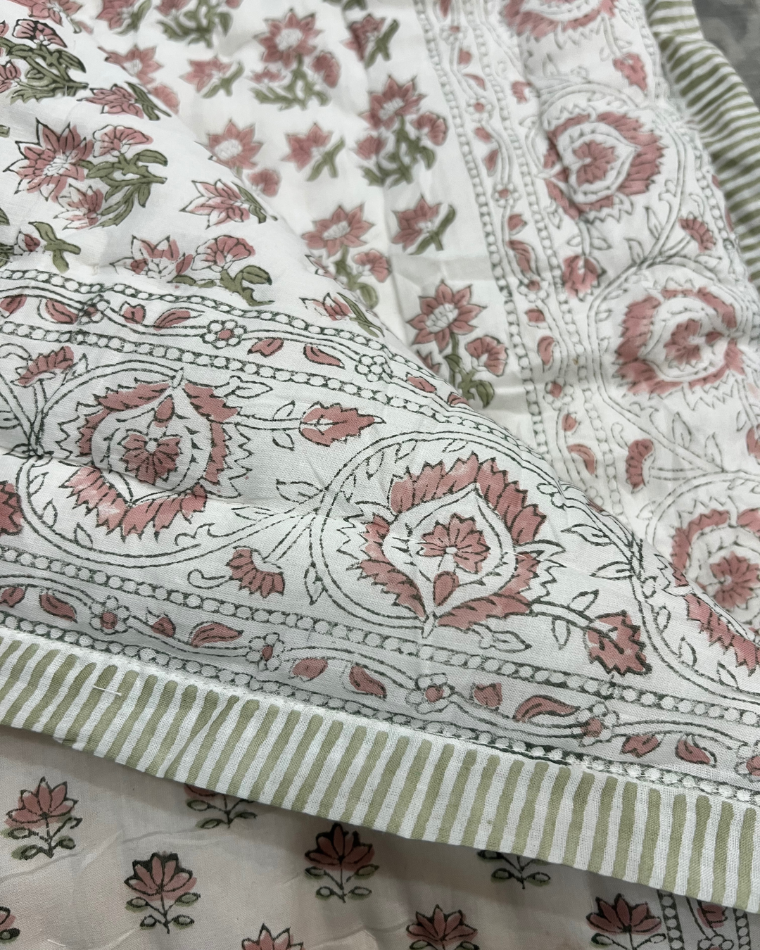 Lotus reversible quilted Throw In sage & dusty pink - Dilli Grey