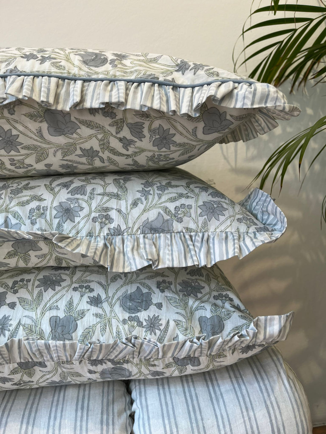 Joshi Ruffle Cushion Cover in Grey and White