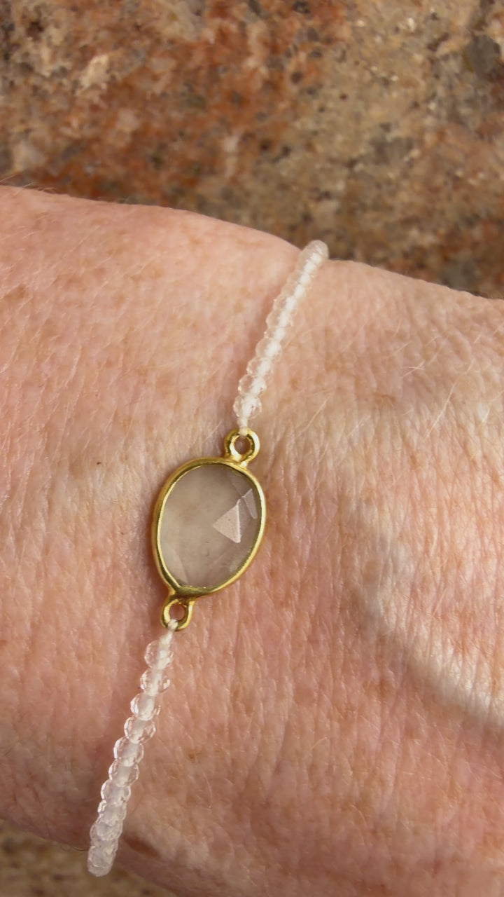 Jaipur Gem Bracelet in Chalcedonay & Moonstone - SHIPS 9TH SEPTEMBER