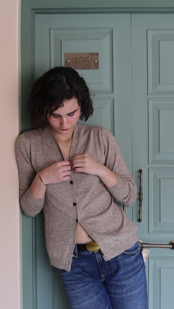 Wool Cashmere Skinny Knit Cardigan in Taupe Marl