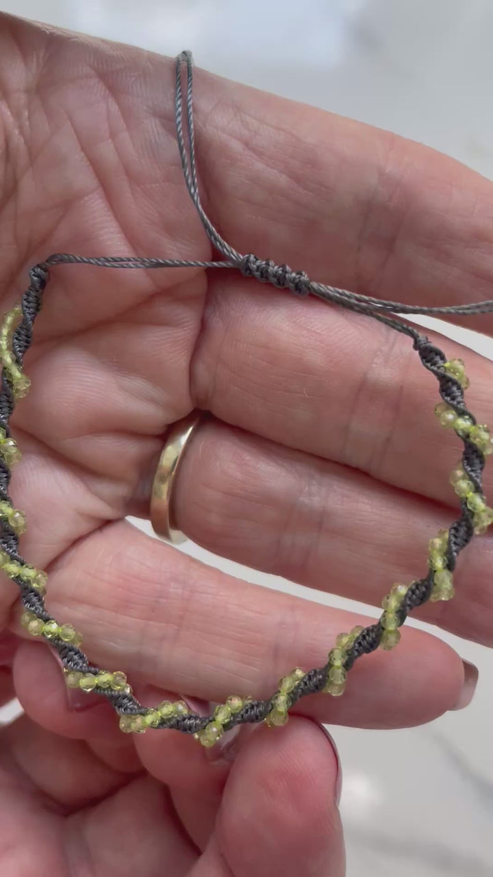 Jaipur Plaited Gem Bracelet in Peridot