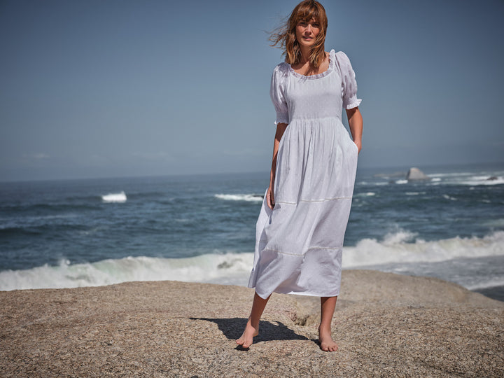 Lily Midi Dress In Jasmine White
