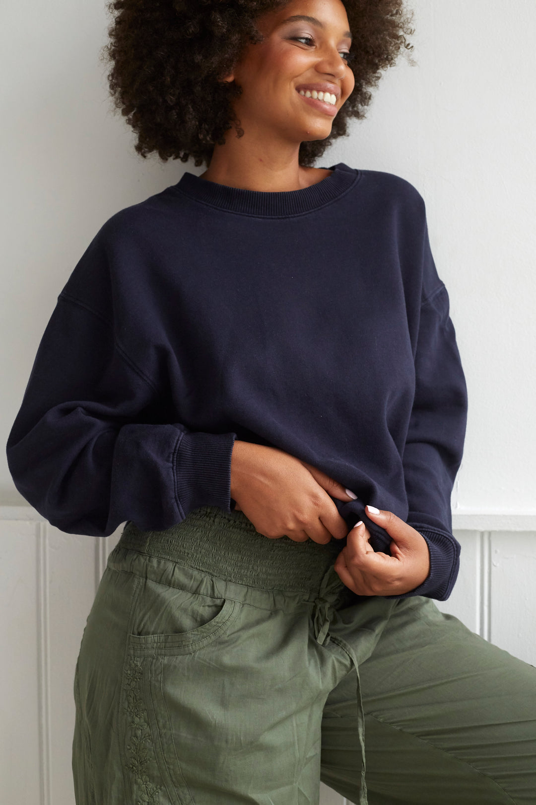 Chikankari-embroidered yoga pants in khaki - Dilli Grey
