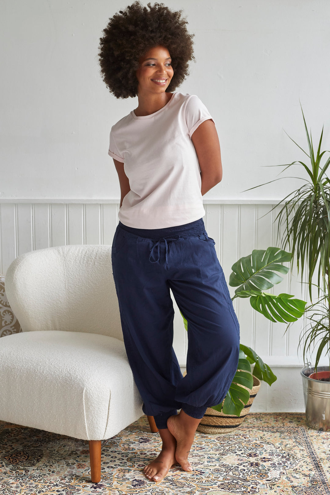 Chikankari-embroidered yoga pants in Midnight blue - Dilli Grey